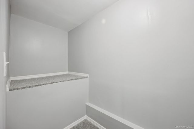 33 E Cherry Street, Central Islip, NY 11722