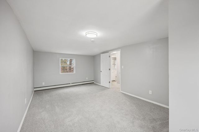 33 E Cherry Street, Central Islip, NY 11722