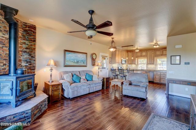 29450 N Caballero Way, Paulden, AZ 86334