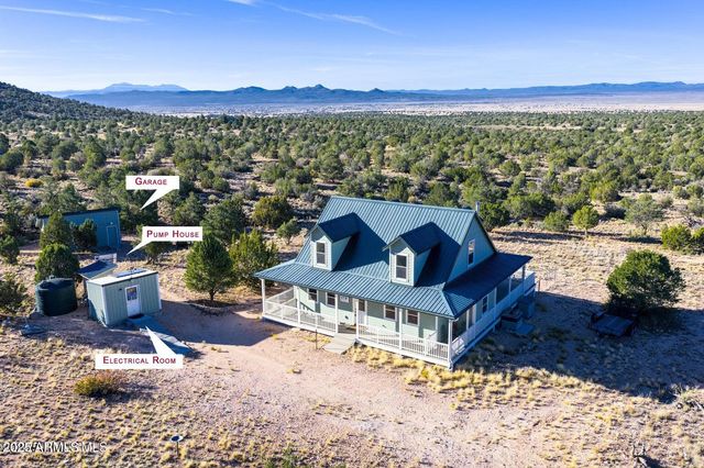29450 N Caballero Way, Paulden, AZ 86334