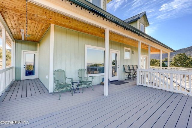 29450 N Caballero Way, Paulden, AZ 86334