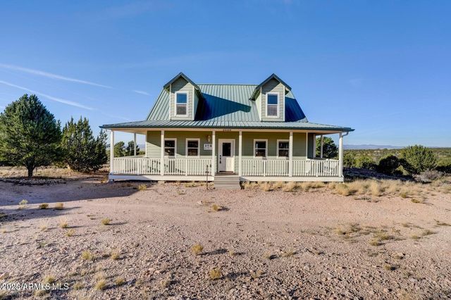 29450 N Caballero Way, Paulden, AZ 86334