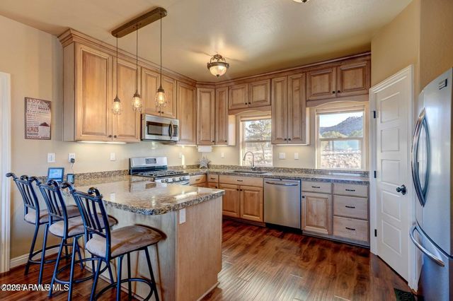 29450 N Caballero Way, Paulden, AZ 86334