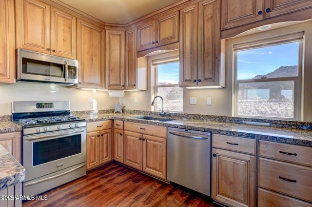 29450 N Caballero Way, Paulden, AZ 86334