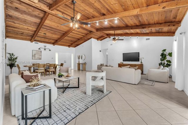 11501 SW 3rd Street, Plantation, FL 33325