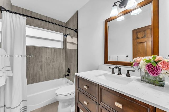 11501 SW 3rd Street, Plantation, FL 33325