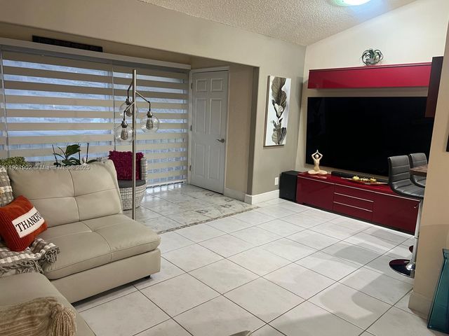 9446 SW 140th Ct 9446, Miami, FL 33186