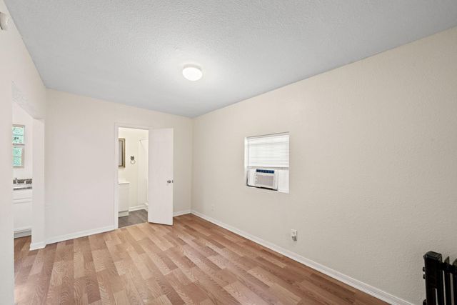 5907 Wedgefield Street, Houston, TX 77028