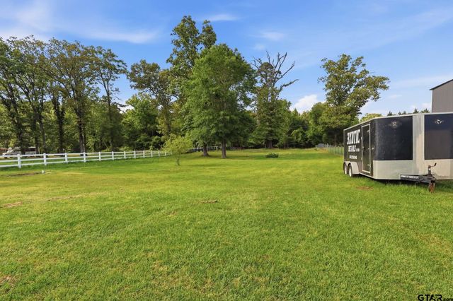 1933 hwy 11, Pittsburg, TX 75686