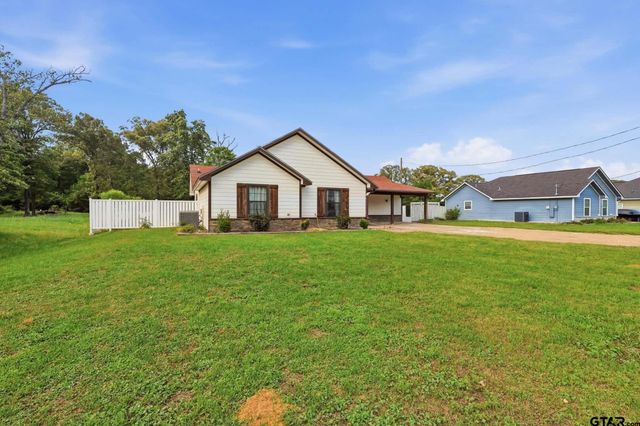 1933 hwy 11, Pittsburg, TX 75686