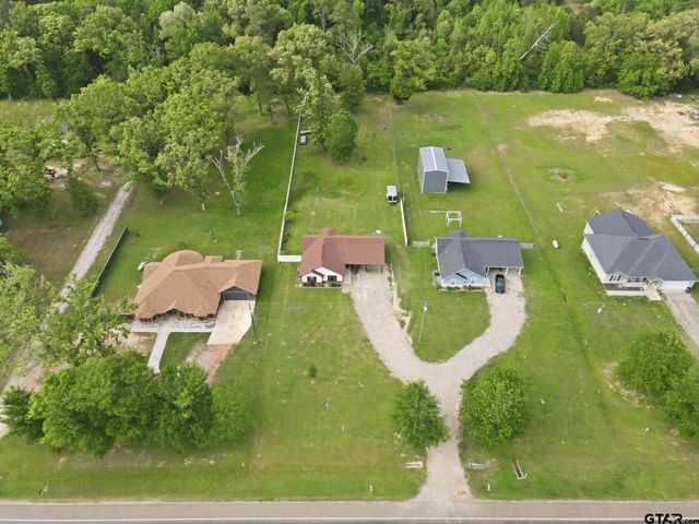 1933 hwy 11, Pittsburg, TX 75686
