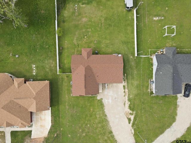 1933 hwy 11, Pittsburg, TX 75686