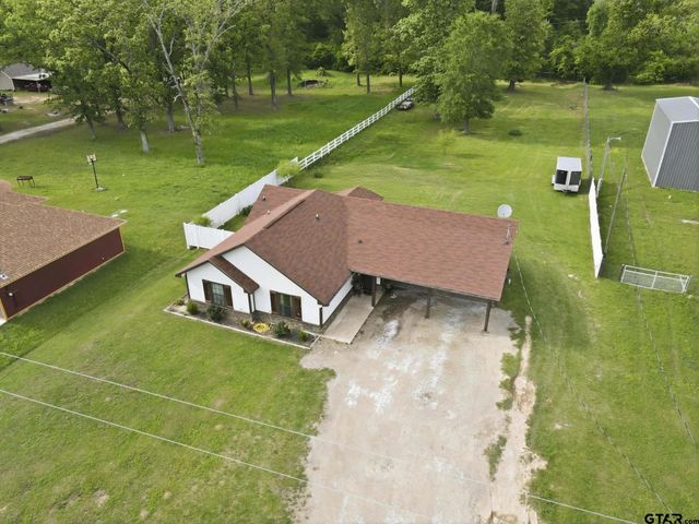1933 hwy 11, Pittsburg, TX 75686