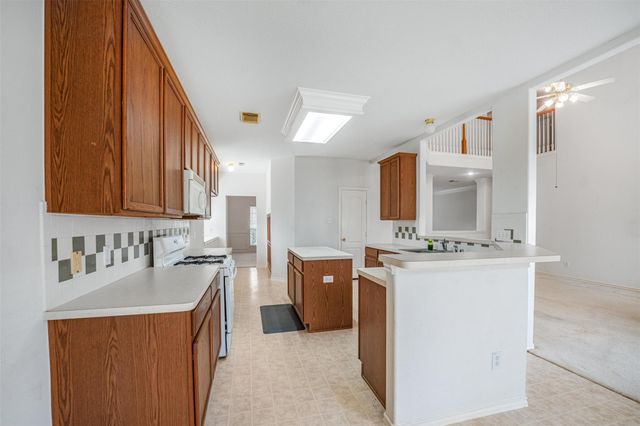 14114 White Oak Gardens Drive, Cypress, TX 77429