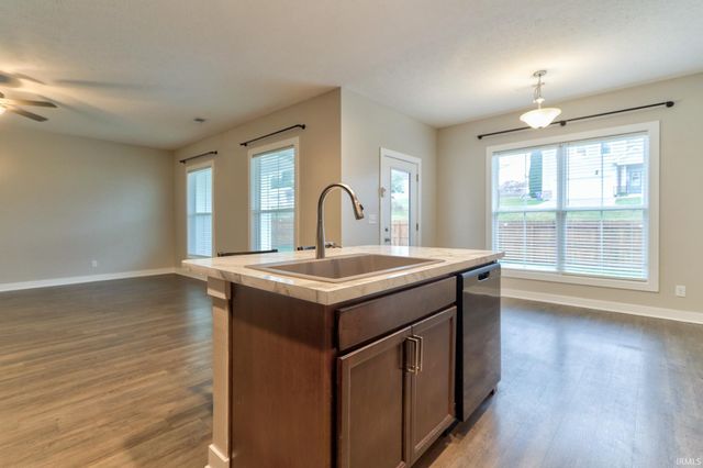 1245 Helen Court, Boonville, IN 47601