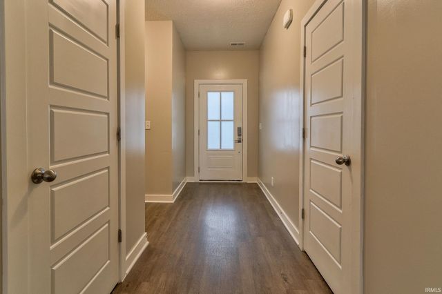 1245 Helen Court, Boonville, IN 47601