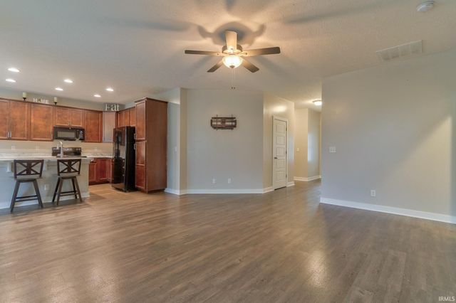 1245 Helen Court, Boonville, IN 47601