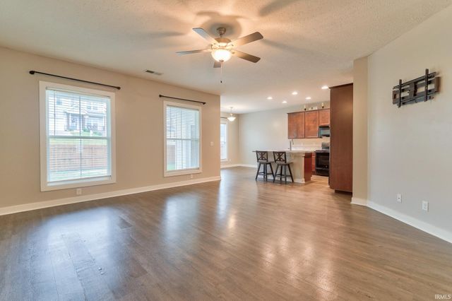 1245 Helen Court, Boonville, IN 47601