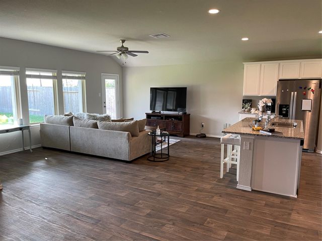 18356 Klamath Falls Lane, New Caney, TX 77357