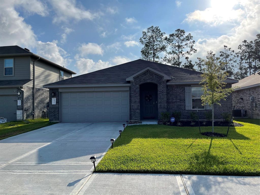 18356 Klamath Falls Lane, New Caney, TX 77357