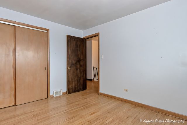 43 E Judith Ann Drive, Mount Prospect, IL 60056
