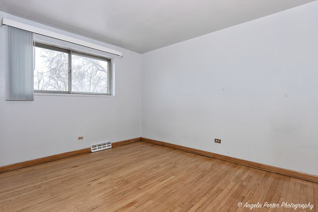 43 E Judith Ann Drive, Mount Prospect, IL 60056
