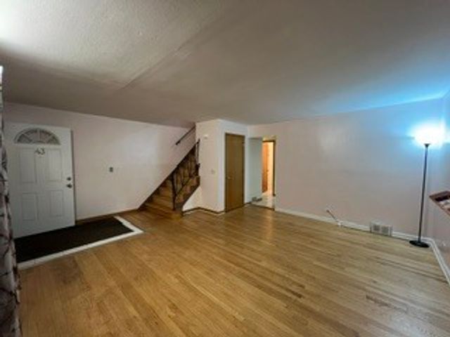 43 E Judith Ann Drive, Mount Prospect, IL 60056