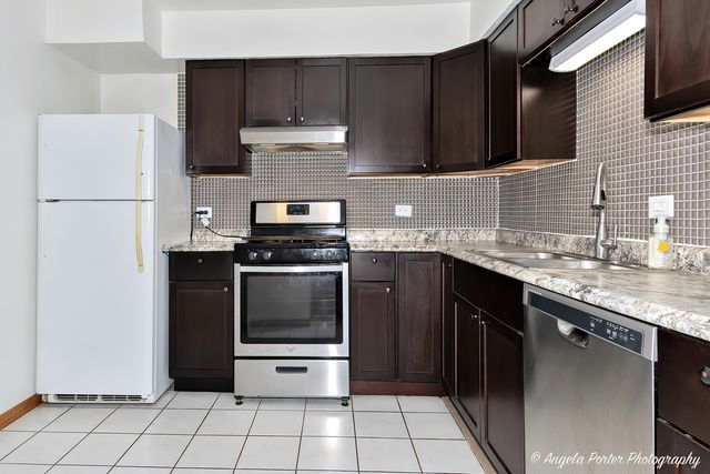43 E Judith Ann Drive, Mount Prospect, IL 60056