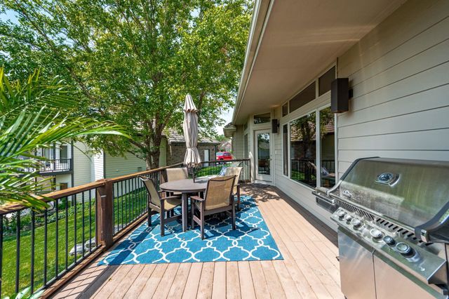 2105 W Harborlight Ct, Wichita, KS 67204