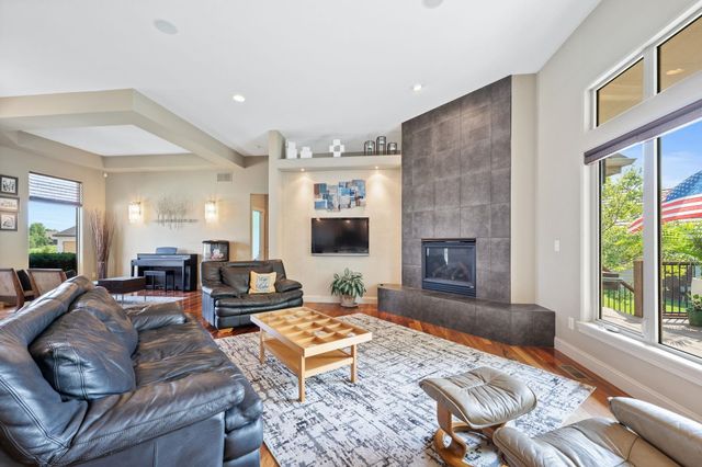 2105 W Harborlight Ct, Wichita, KS 67204