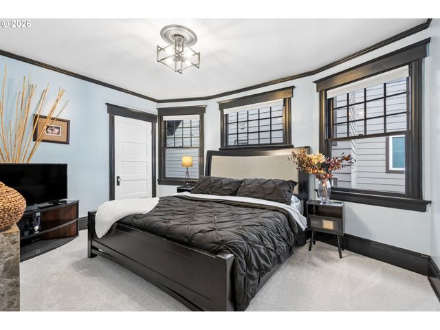 224 Nw 20TH Ave, Portland, OR 97209