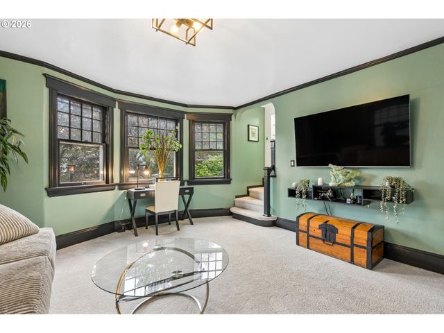224 Nw 20TH Ave, Portland, OR 97209