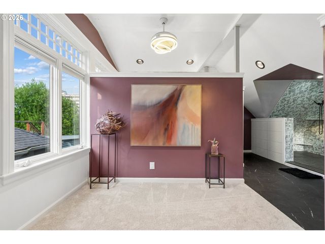 224 Nw 20TH Ave, Portland, OR 97209