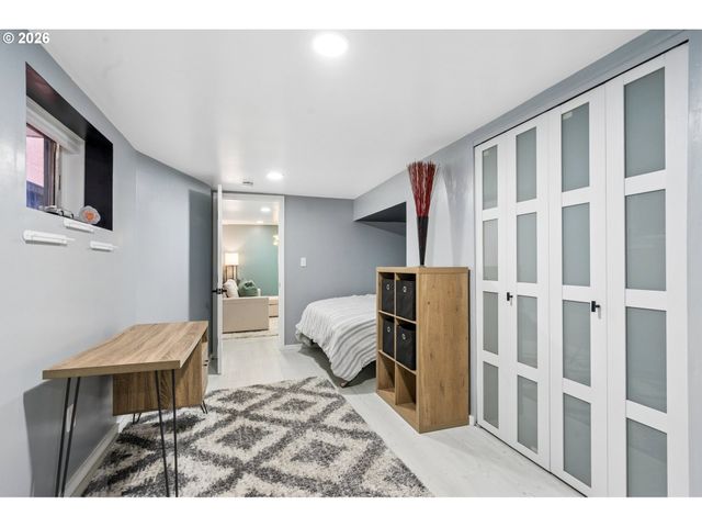 224 Nw 20TH Ave, Portland, OR 97209