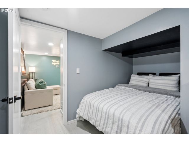 224 Nw 20TH Ave, Portland, OR 97209