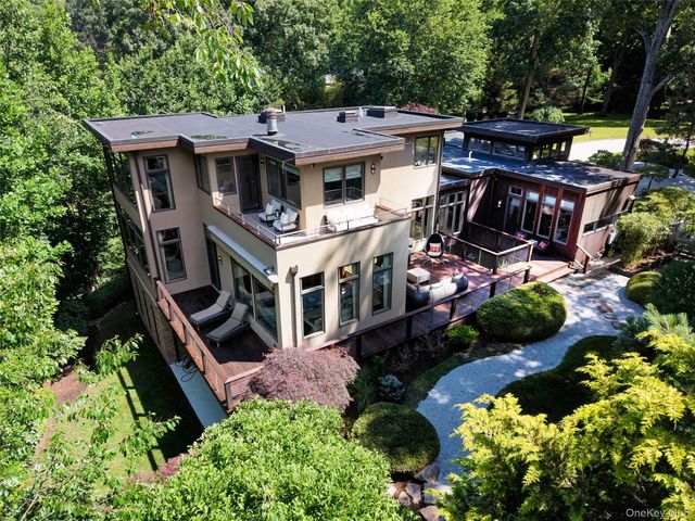27 Castle Road, Piermont, NY 10968
