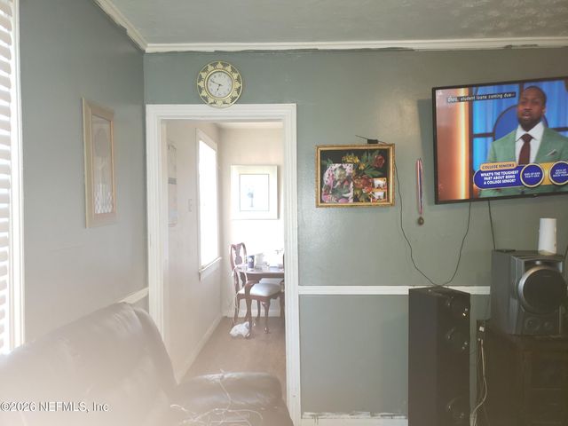 2332 WESTBROOK Circle S, Jacksonville, FL 32209