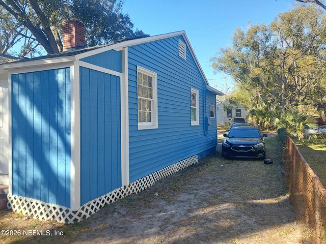 2332 WESTBROOK Circle S, Jacksonville, FL 32209