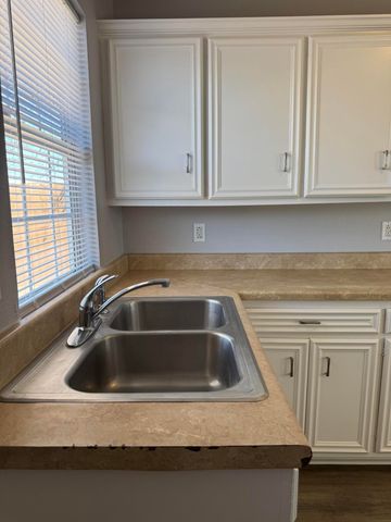 2624 Avenue K, Lubbock, TX 79411