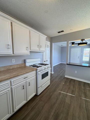 2624 Avenue K, Lubbock, TX 79411