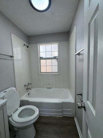 2624 Avenue K, Lubbock, TX 79411