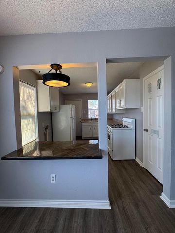 2624 Avenue K, Lubbock, TX 79411