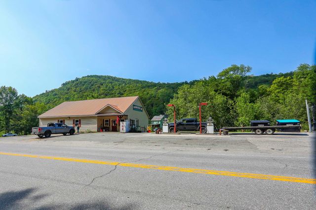 6828 Main Street, Readsboro, VT 05350