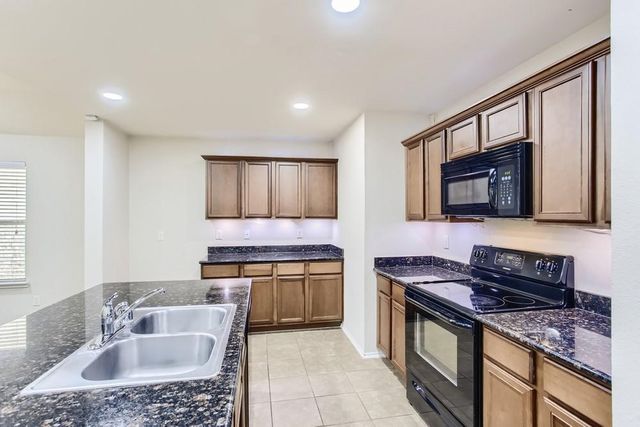 2003 Brackettville, Forney, TX 75126