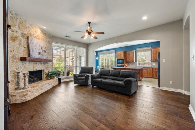 1904 Yarmouth Court, Mansfield, TX 76063