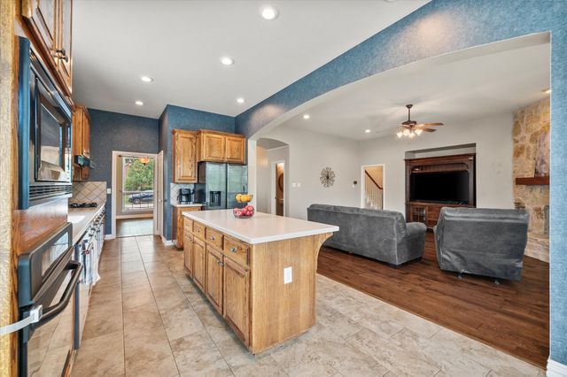 1904 Yarmouth Court, Mansfield, TX 76063