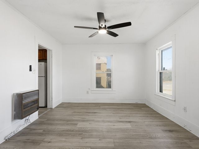 5229 Kilpatrick Avenue, Fort Worth, TX 76107