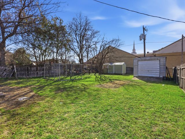 5229 Kilpatrick Avenue, Fort Worth, TX 76107