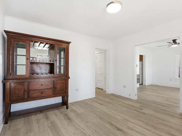 5229 Kilpatrick Avenue, Fort Worth, TX 76107