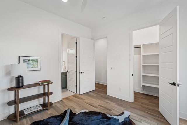 2507B Barclay Dr, Nashville, TN 37206